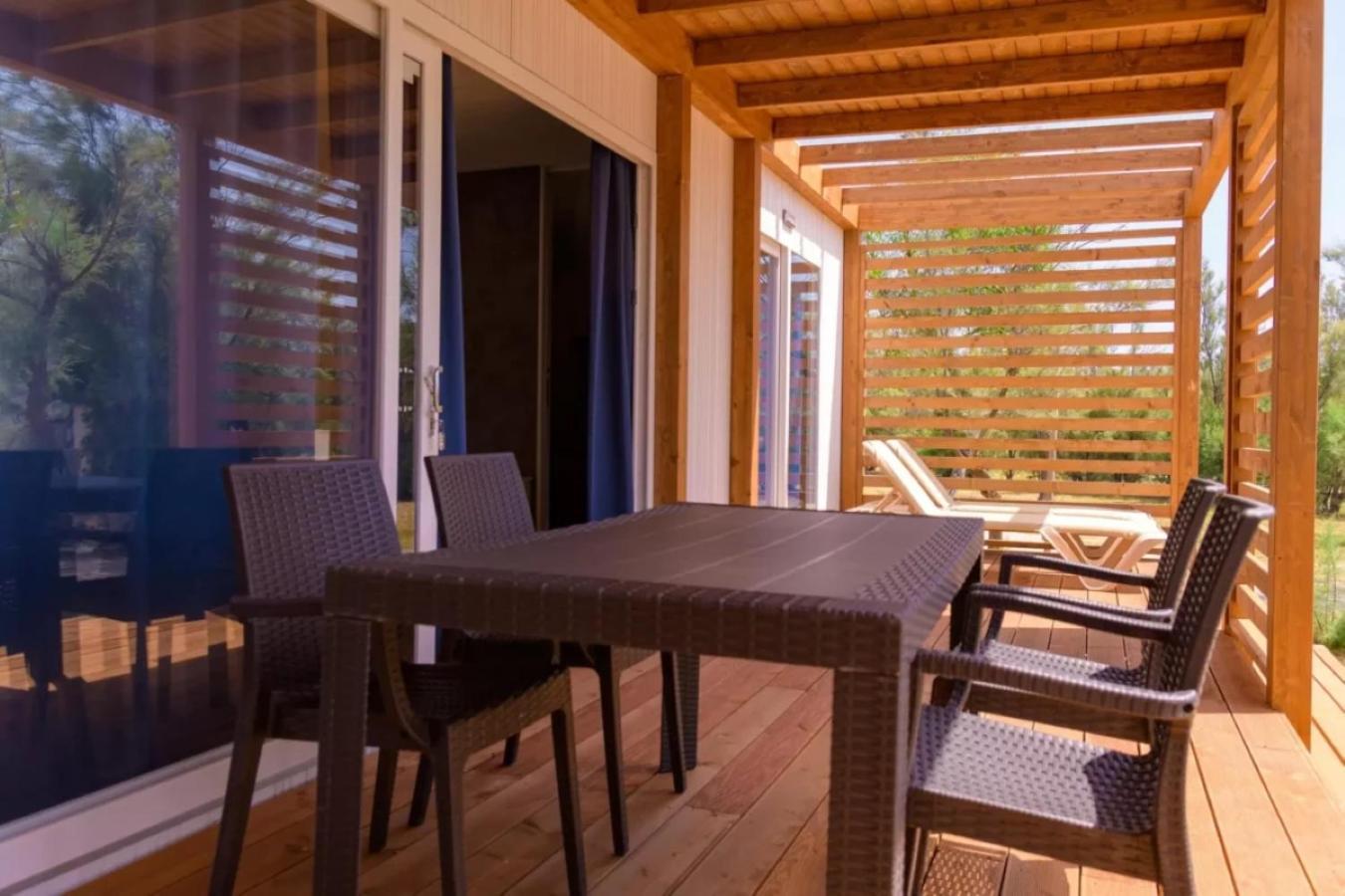לצ'ה Torre Rinalda Beach Camping & Resort מראה חיצוני תמונה