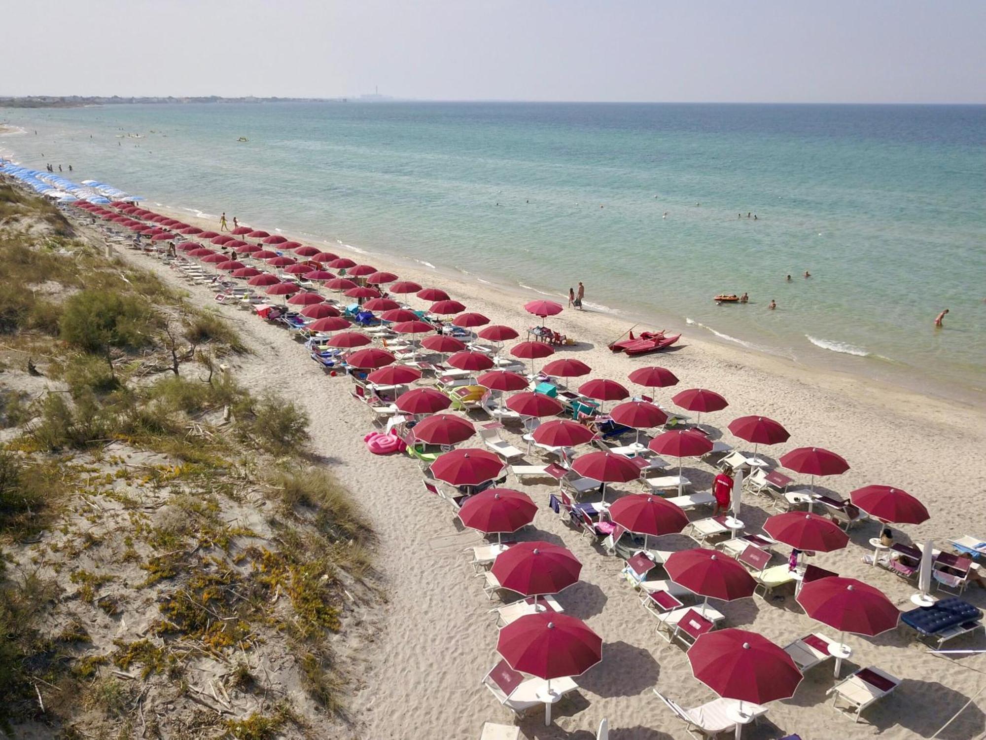 לצ'ה Torre Rinalda Beach Camping & Resort מראה חיצוני תמונה