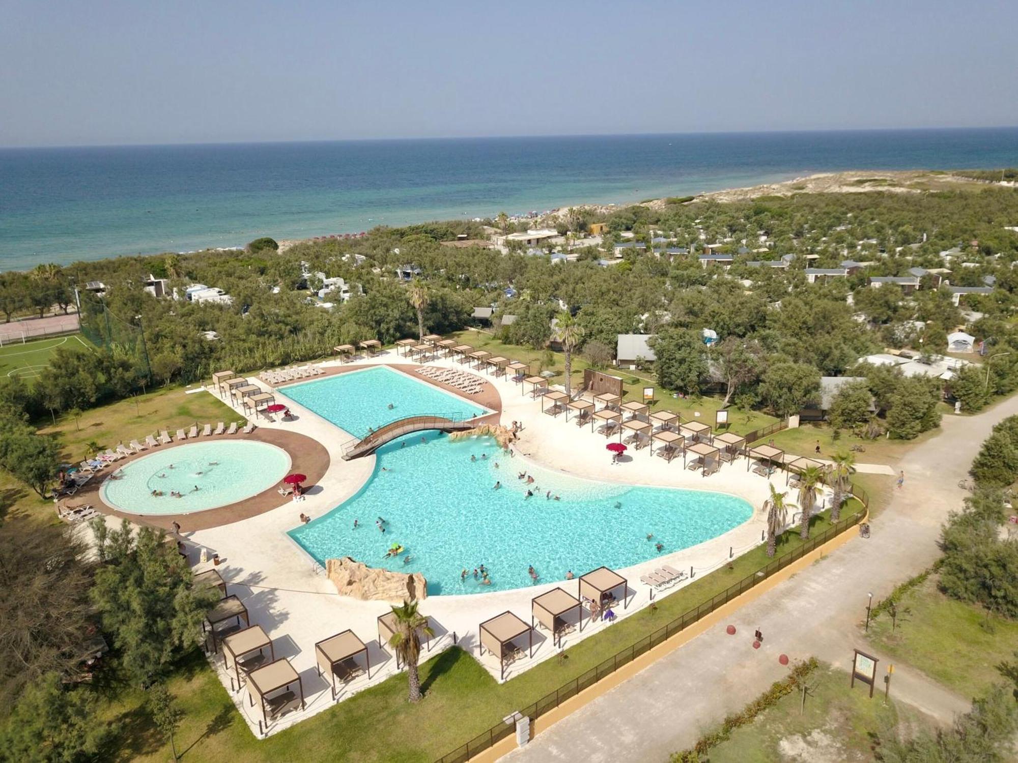 לצ'ה Torre Rinalda Beach Camping & Resort מראה חיצוני תמונה
